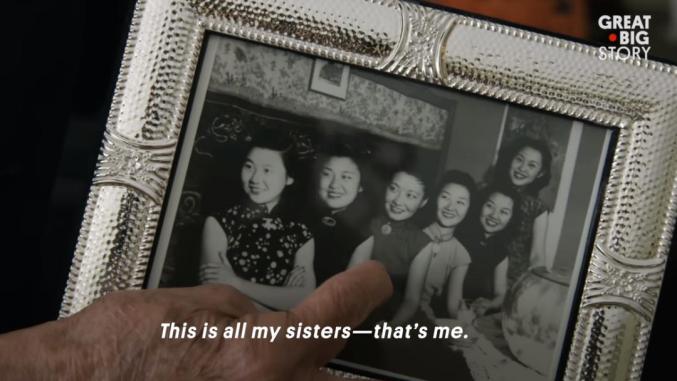 江孙芸介绍自己姐妹。（视频截图自短纪录片《改变美国中餐的女人》）