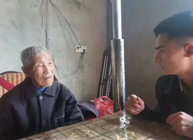 特种兵退役后干村官，依旧很特别！