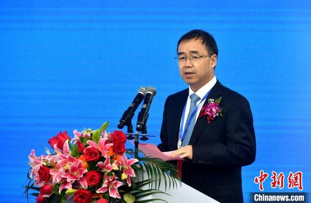 厦门大学校长张宗益代表兄弟高校致辞。 吕明 摄